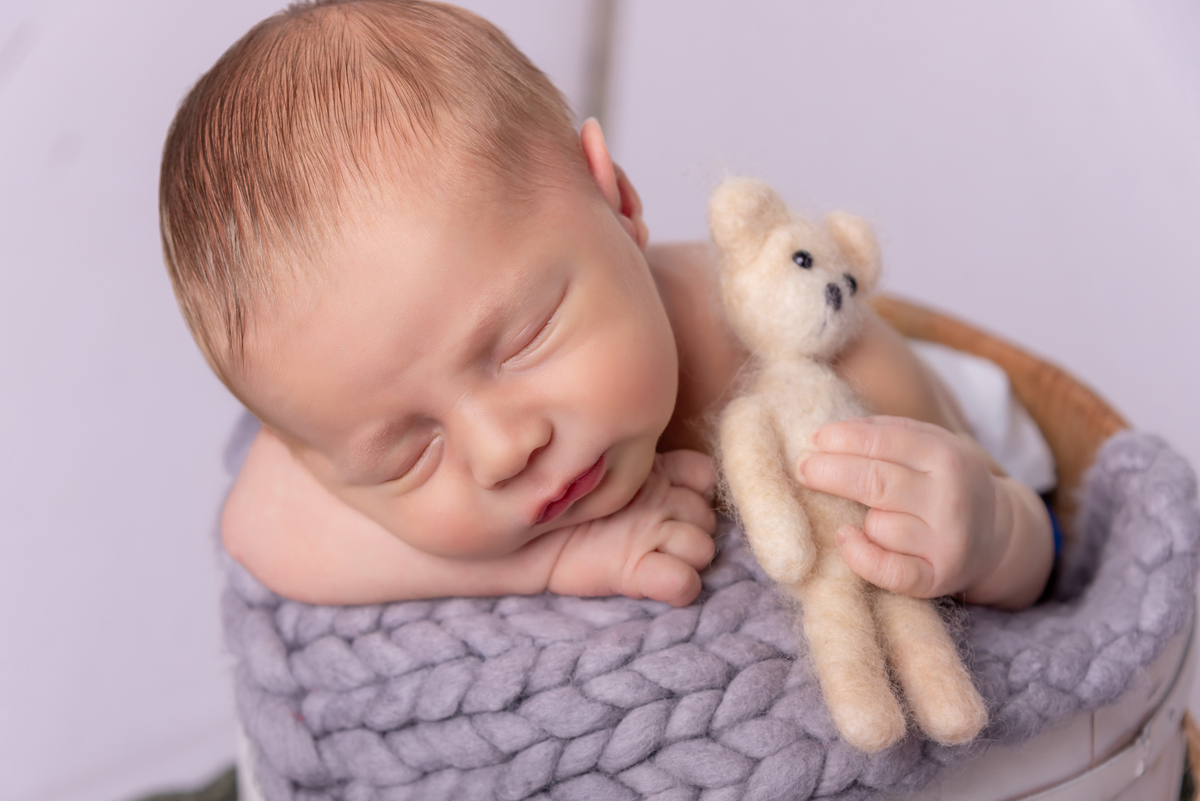 ensaio-newborn-tematico-disney-estudio-santo-andre-sao-paulo-estudio-thais-castro-toy-story-star-wars