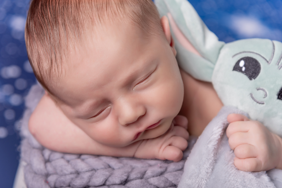 ensaio-newborn-tematico-disney-estudio-santo-andre-sao-paulo-estudio-thais-castro-toy-story-star-wars