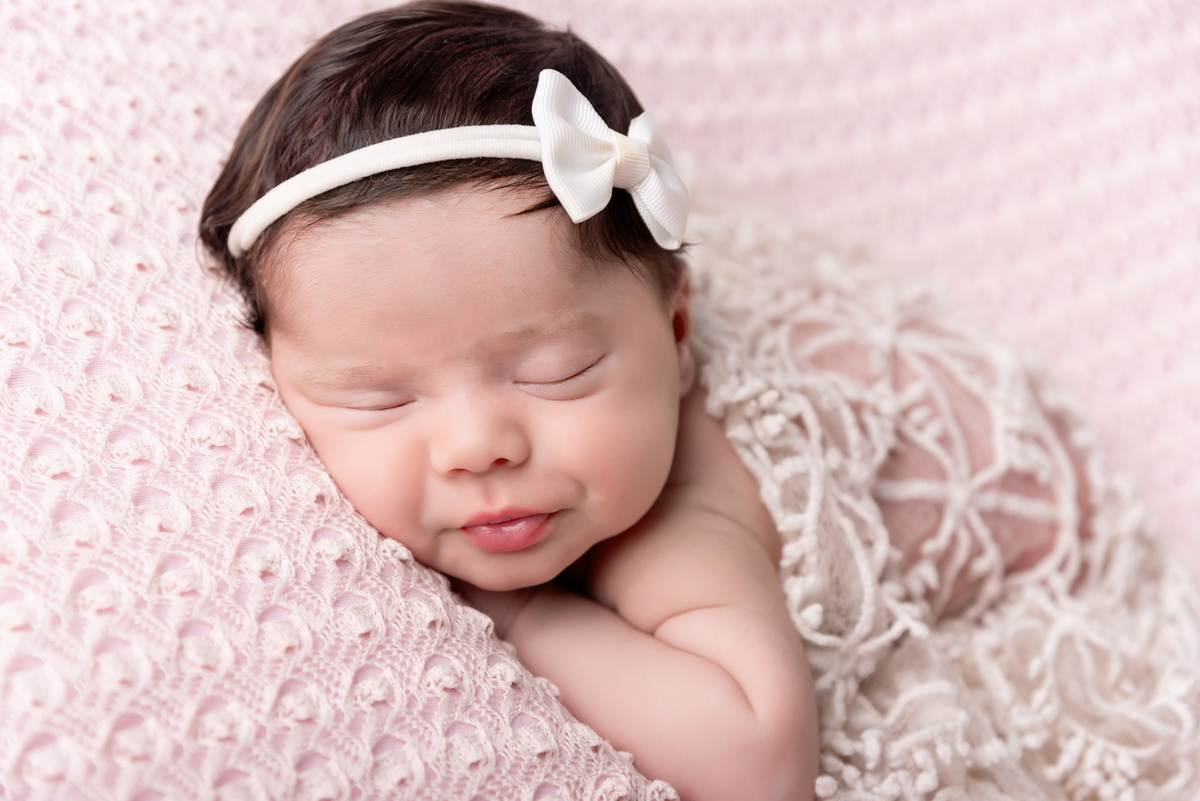 estudio-thais-castro-santo-andre-ensaio-newborn-menina-delicado-familia-são-paulo