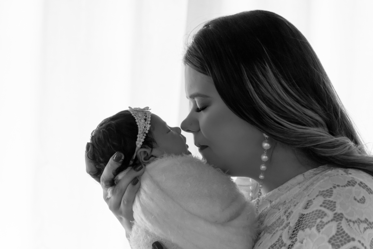 estudio-thais-castro-santo-andre-ensaio-newborn-menina-delicado-familia-são-paulo