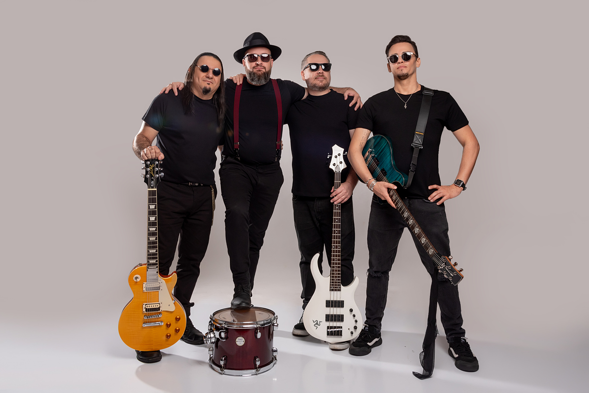 ensaio-corporativo-banda-musical-rock-masculino-estudio-thais-castro-santo-andre