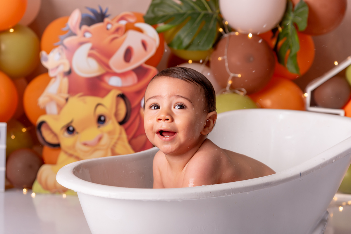 smash-the-cake-rei-leão-disney-primeito-aninho-aniversario-estudio-thais-castro-santo-andre-sao-paulo