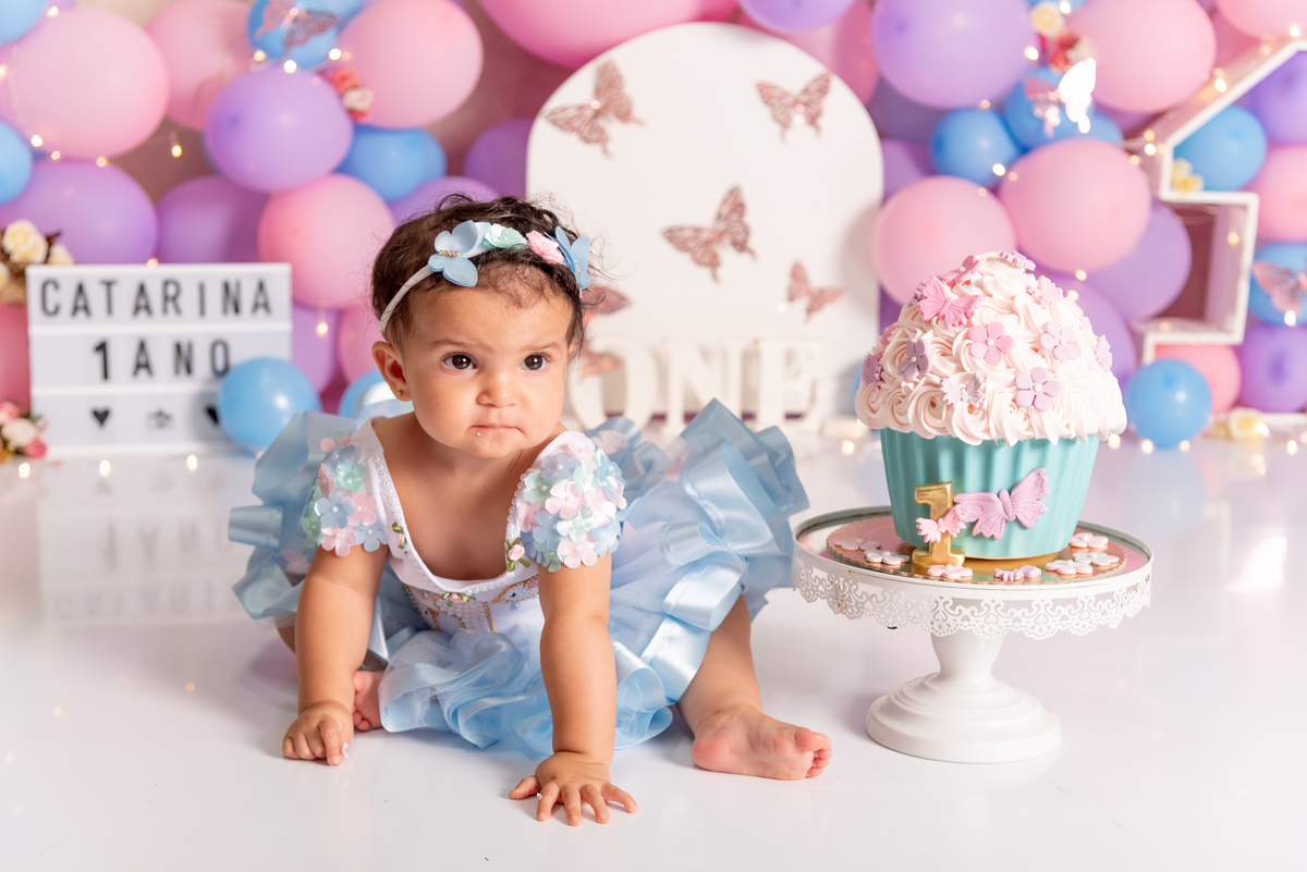 smash-the-cake-borboletas-disney-primeito-aninho-aniversario-estudio-thais-castro-santo-andre-sao-paulo