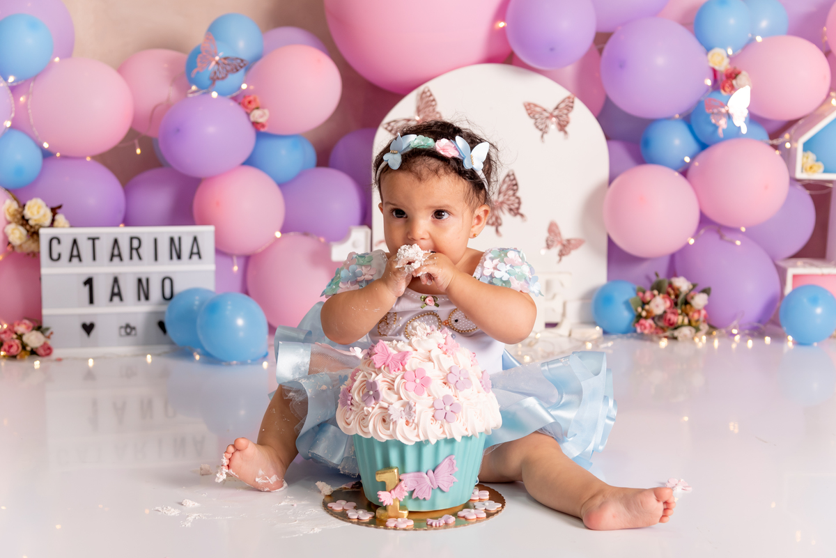 smash-the-cake-borboletas-disney-primeito-aninho-aniversario-estudio-thais-castro-santo-andre-sao-paulo
