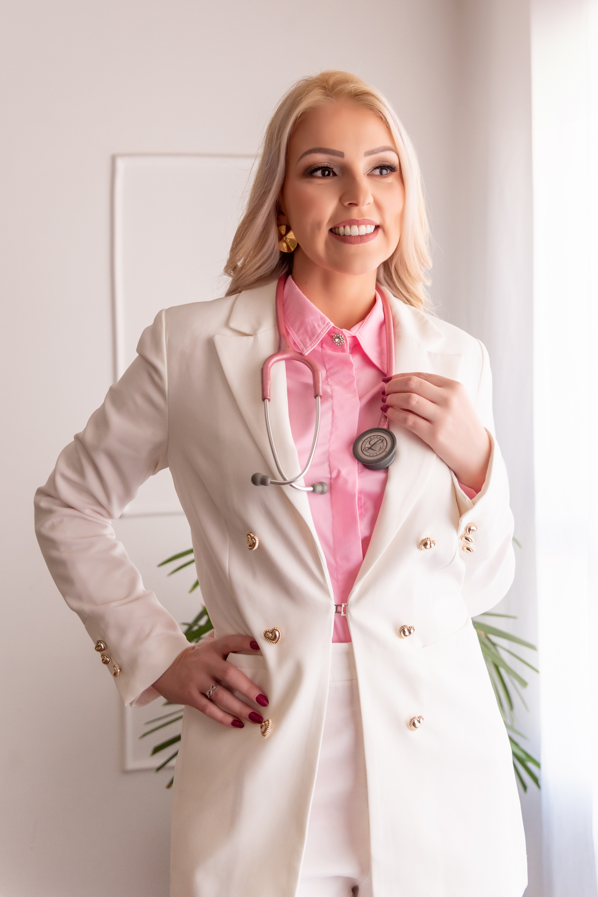 ensaio-corporativo-feminino-medico-consultorio-santo-andre-estudio-thais-castro