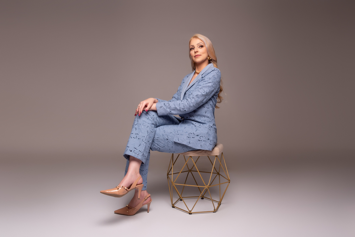 ensaio-corporativo-feminino-medico-consultorio-santo-andre-estudio-thais-castro