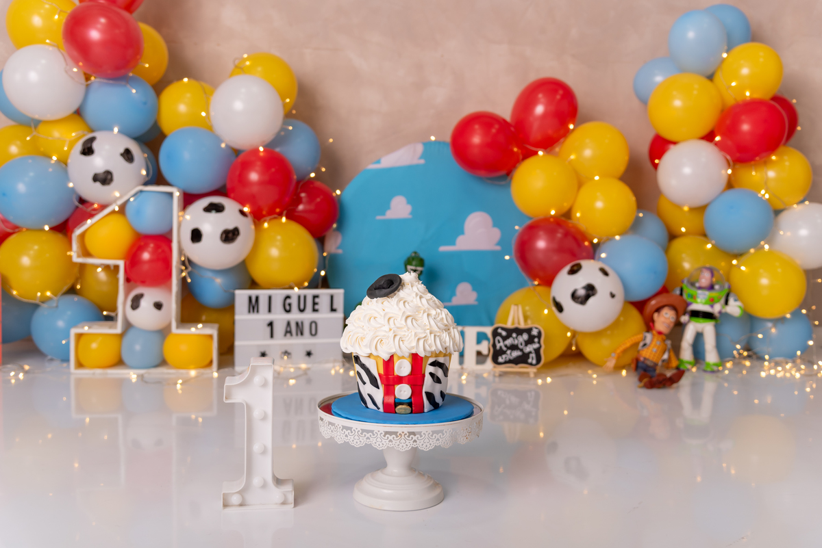 smash-the-cake-santo-andre-toy-story-disney-estudio-thais-castro