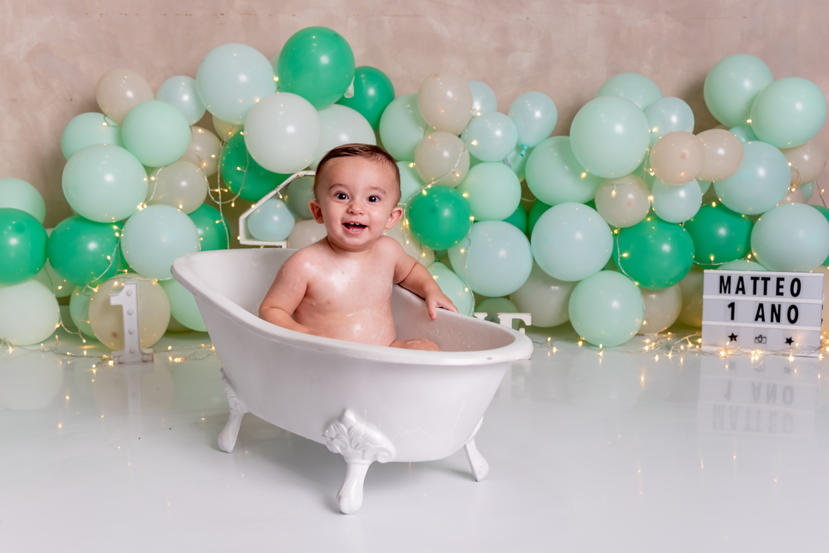 smash-the-cake-neutro-primeiro-ano-aniversario-estudio-thais-castro