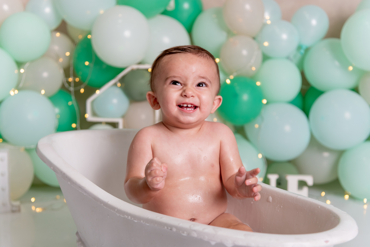 smash-the-cake-neutro-primeiro-ano-aniversario-estudio-thais-castro