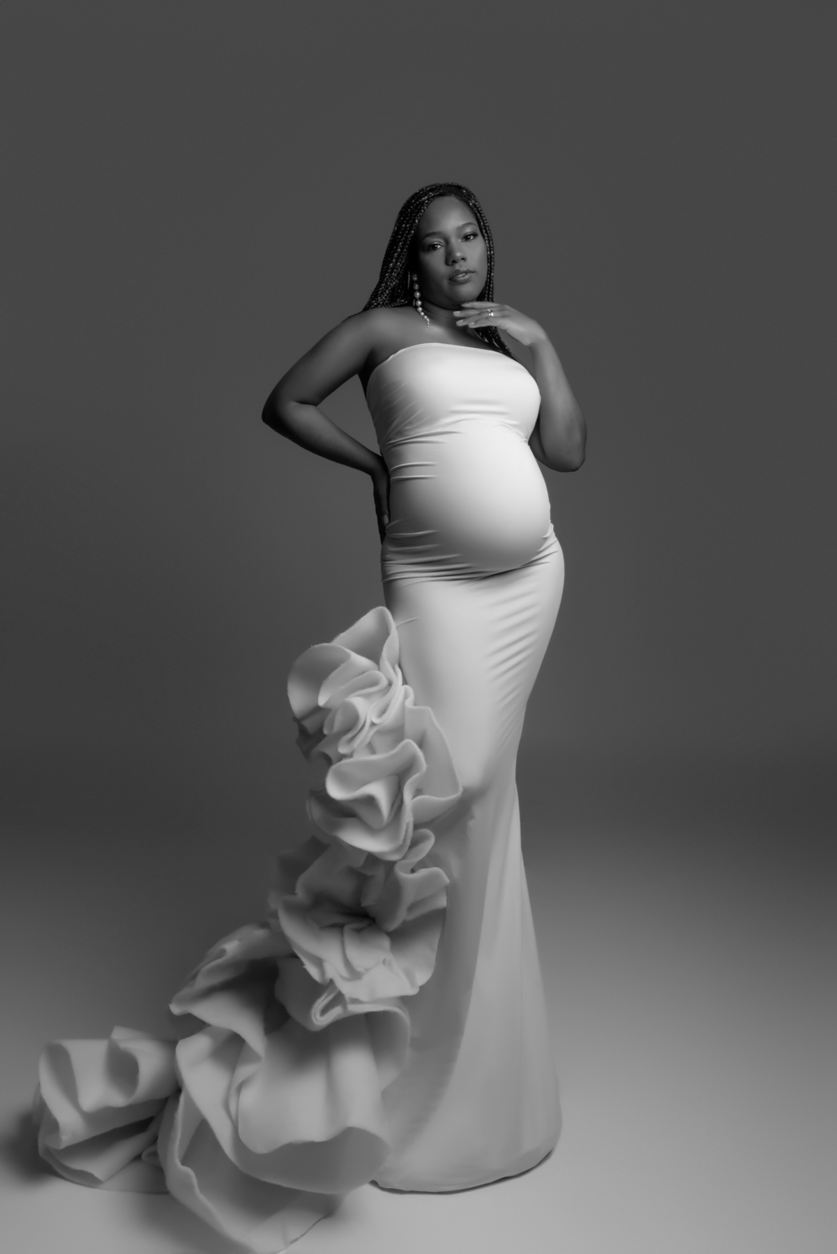 ensaio-gestante-fashion-clean-mulher-preta-estudio-thais-castro-são-paulo-brooklin