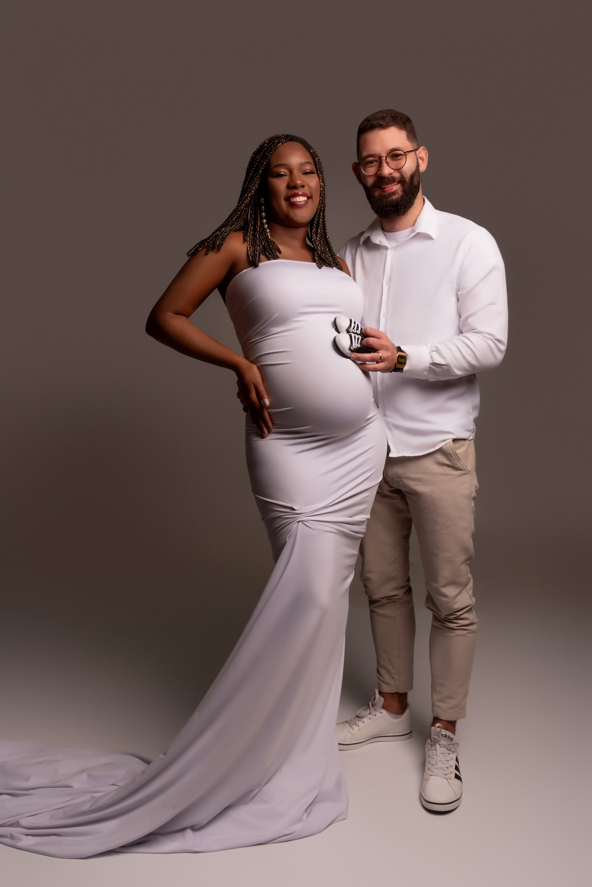 ensaio-gestante-fashion-clean-mulher-preta-estudio-thais-castro-são-paulo-brooklin