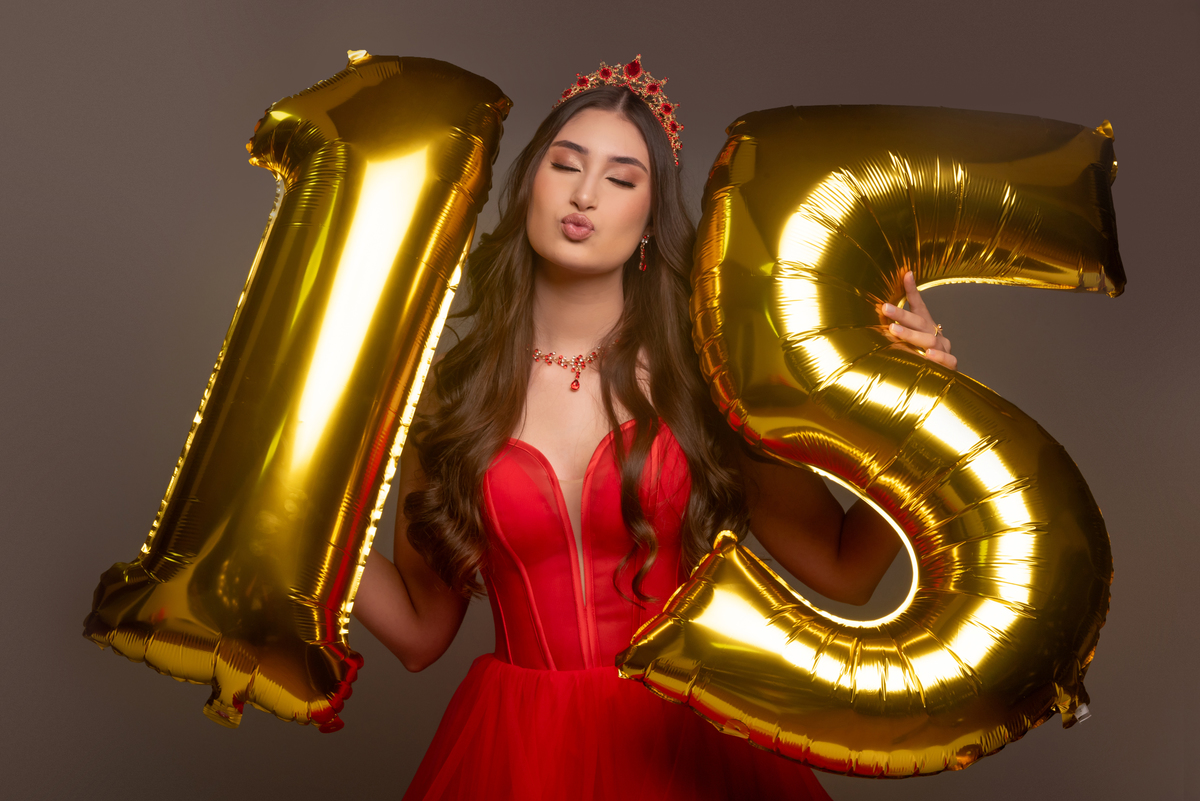 ensaio-feminino-aniversario-debutante-estudio-thais-castro-são-paulo-brooklin-campo-belo-zona-sul