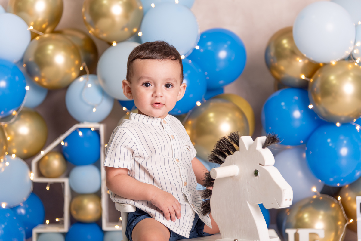 ensaio-smash-the-cake-neutro-azul-1-ano-estudio-thais-castro-brooklin-morumbi-ibirapuera-moema-abc