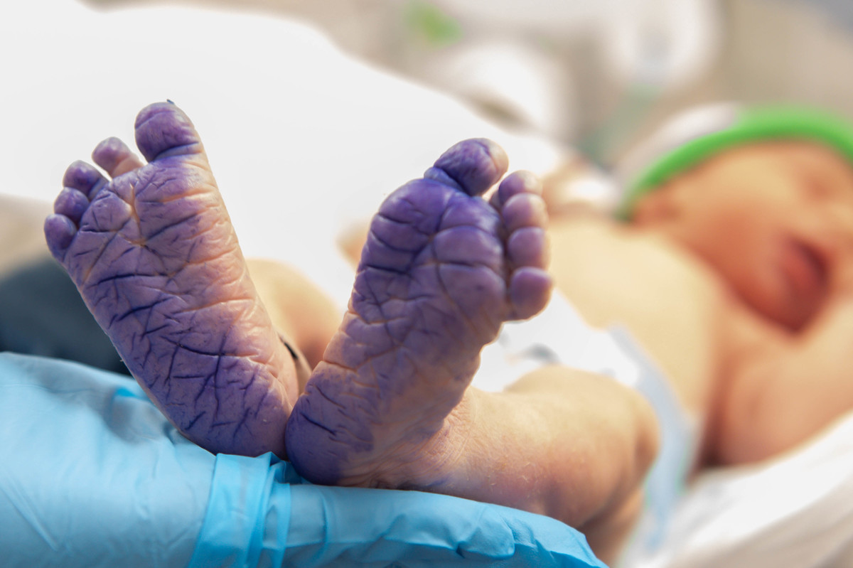 fotografia-parto-cesaria-rede-dor-recem-nascido-estudio-thais-castro-brooklin-morumbi-ibirapuera-moema-abc