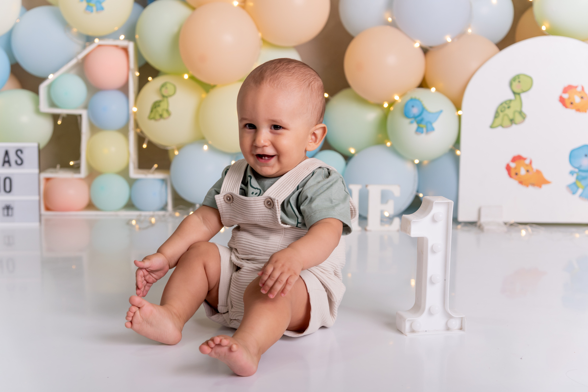 ensaio-smash-the-cake-dinossauros-baby-candy-brooklin-estudio-thais-castro-moema-ibirapuera-jabaquara-jardins-olimpia