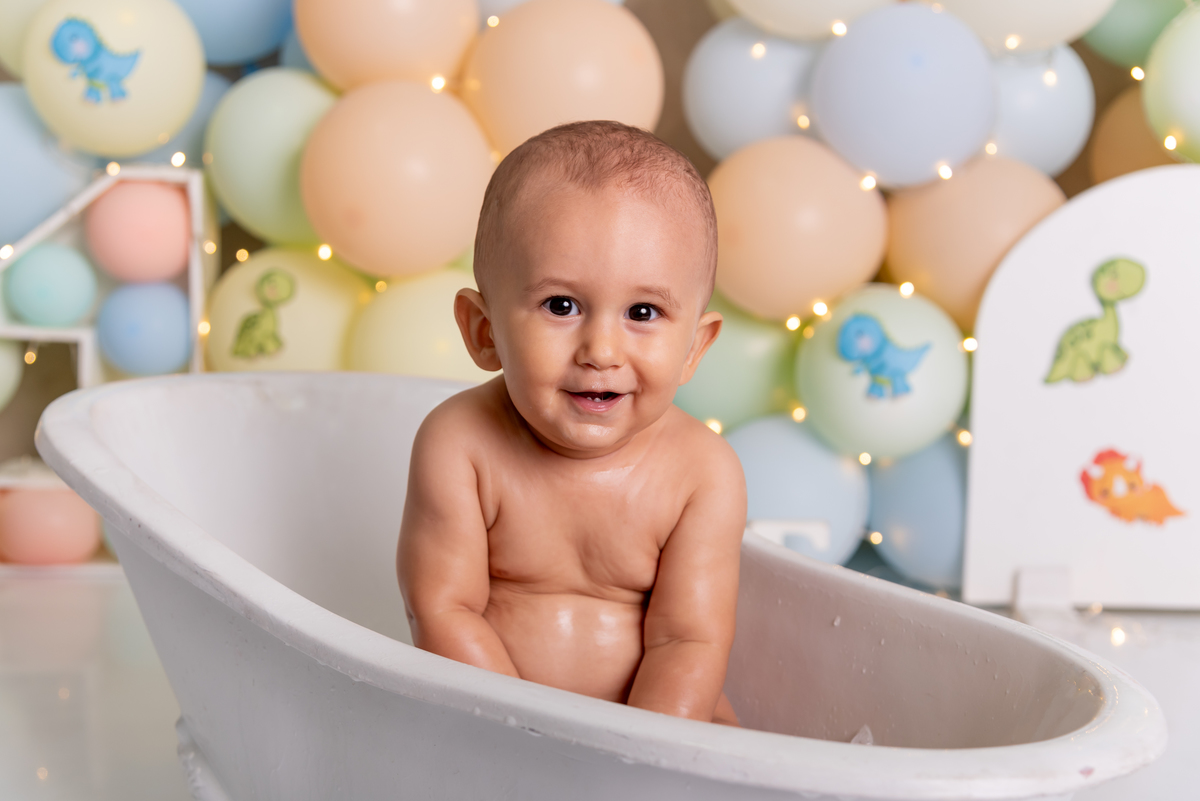 ensaio-smash-the-cake-dinossauros-baby-candy-brooklin-estudio-thais-castro-moema-ibirapuera-jabaquara-jardins-olimpia