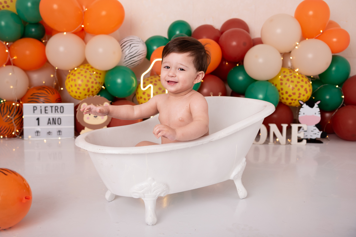 smash-the-cake-safari-leão-bolo-personalizado-aniversario-1-ano-estudio-thais-castro-brooklin-itaim-moema-campo-belo-congonhas-vila-olimpia