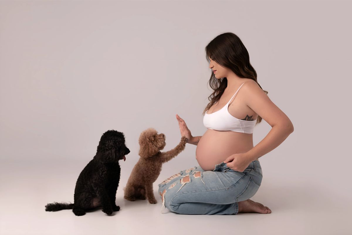 ensaio-gestante-clean-classico-jeans-fashion-maternidade-familia-estudio-thais-castro-brooklin-itaim-jardins-moema-campo-belo-santo-amaro-osasco-abc