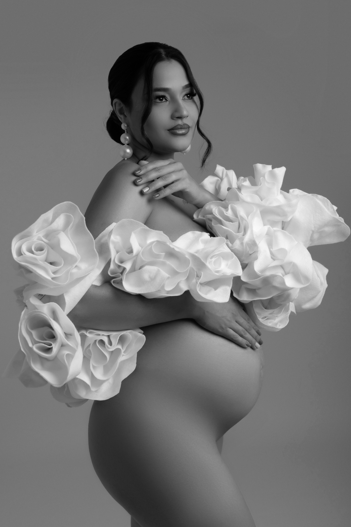 ensaio-gestante-clean-classico-jeans-fashion-maternidade-familia-estudio-thais-castro-brooklin-itaim-jardins-moema-campo-belo-santo-amaro-osasco-abc