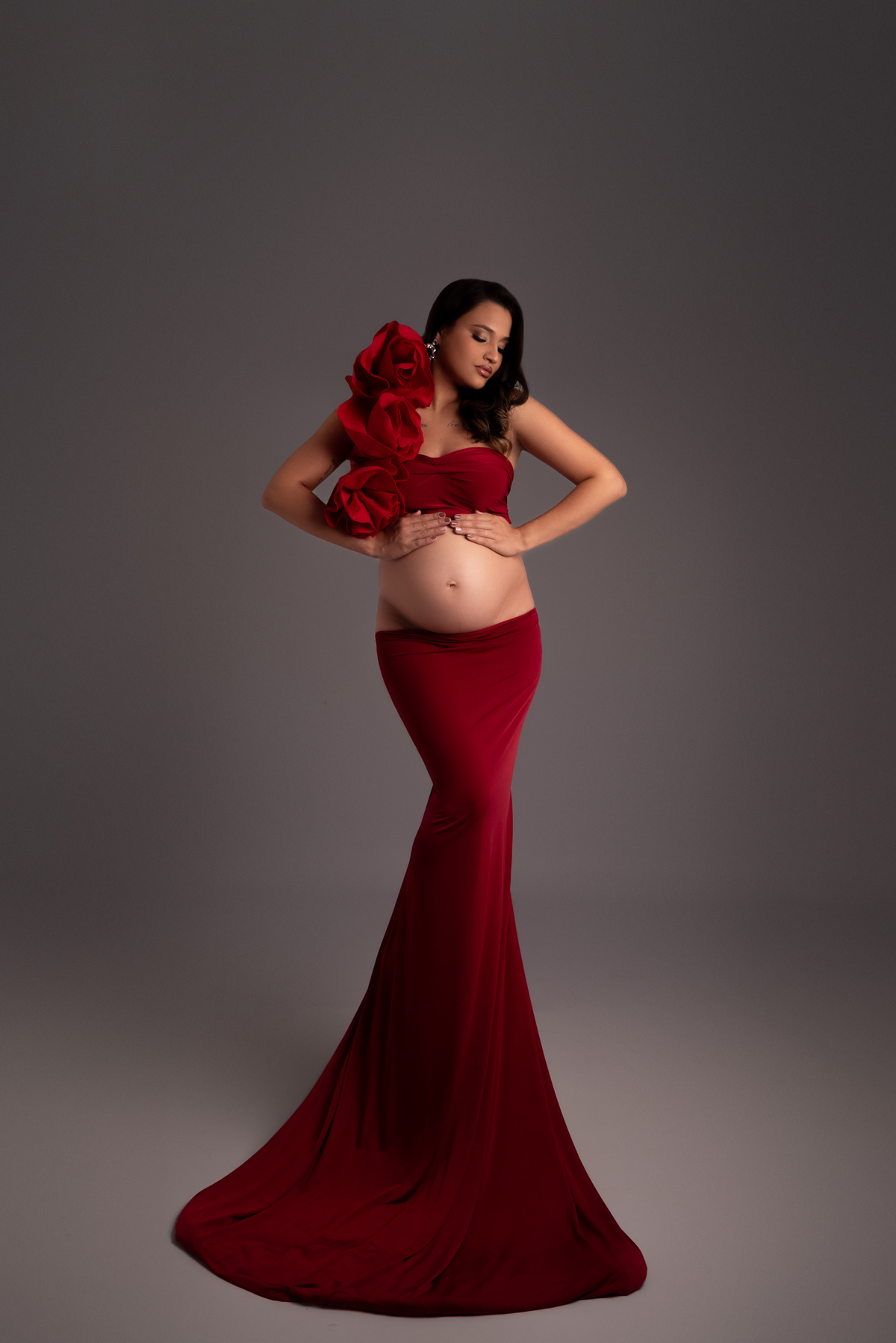 ensaio-gestante-clean-classico-jeans-fashion-maternidade-familia-estudio-thais-castro-brooklin-itaim-jardins-moema-campo-belo-santo-amaro-osasco-abc