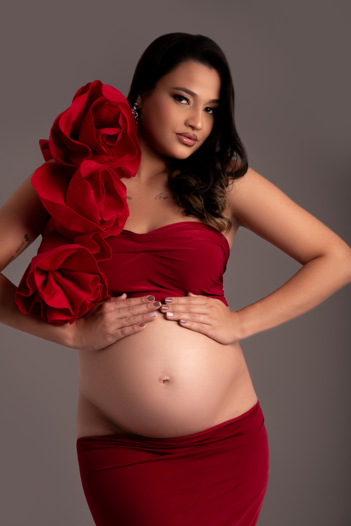 ensaio-gestante-clean-classico-jeans-fashion-maternidade-familia-estudio-thais-castro-brooklin-itaim-jardins-moema-campo-belo-santo-amaro-osasco-abc