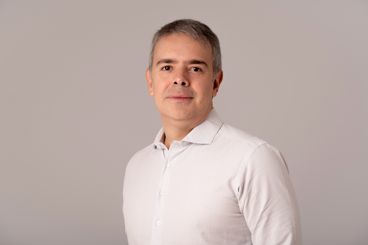 ensaio-corporativo-masculino-empresario-medico-financeiro-linkedin-estudio-thais-castro-brooklin-campo-belo-santo-amaro-moema-itaim-bibi-jardins-ibirapuera-morumbi