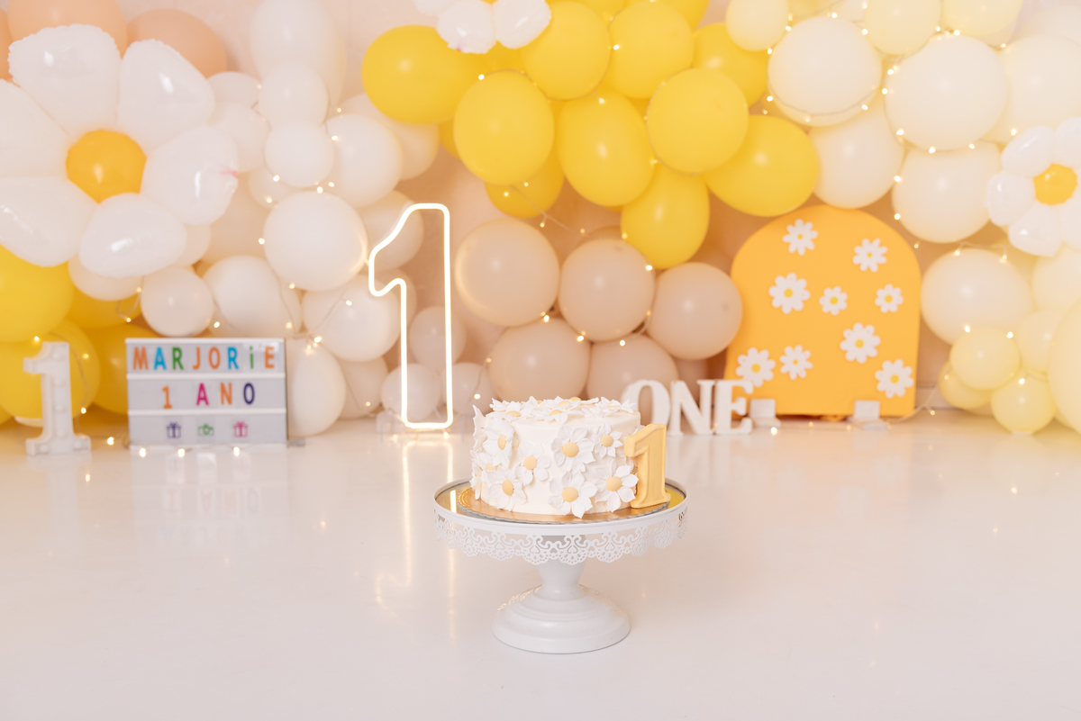 ensaio-smash-the-cake-bebe-margaridas-aniversario-comemorativo-estudio-thais-castro-brooklin-itaim-bibi-moema-abc-jardins-ibirapuera-morumbi-perdizes