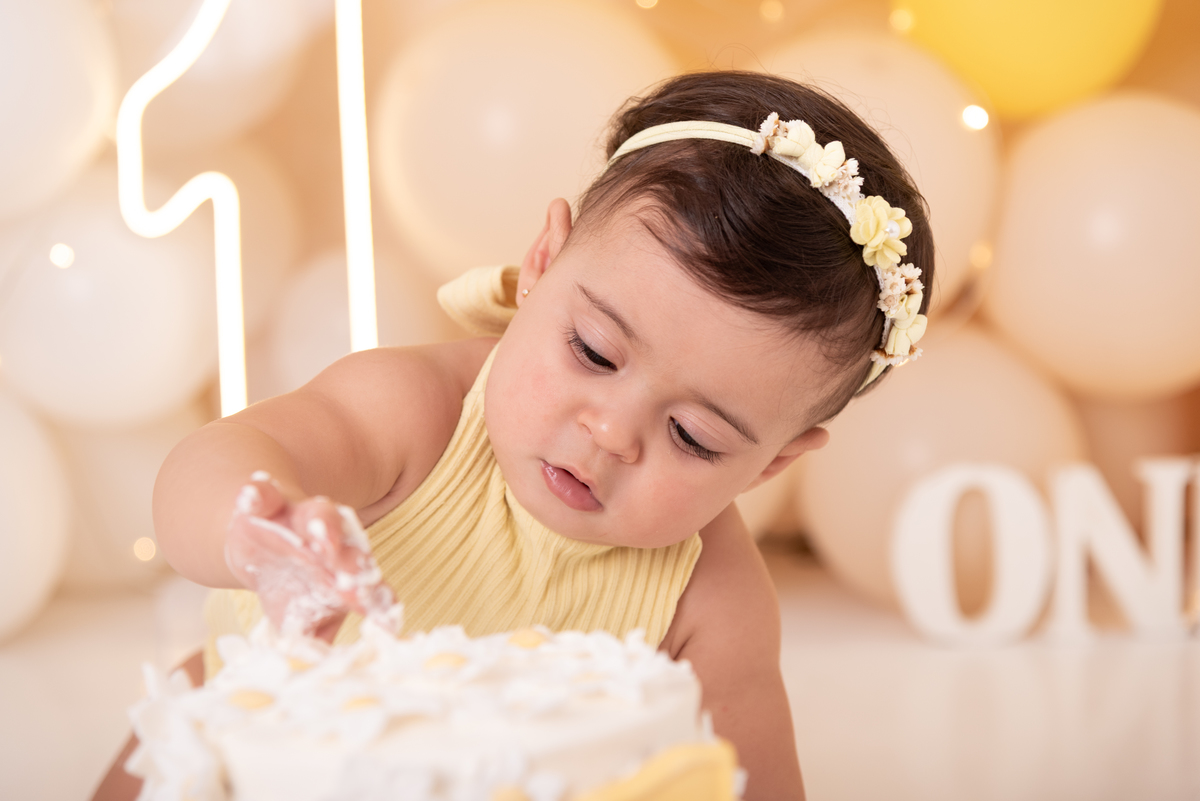 ensaio-smash-the-cake-bebe-margaridas-aniversario-comemorativo-estudio-thais-castro-brooklin-itaim-bibi-moema-abc-jardins-ibirapuera-morumbi-perdizes