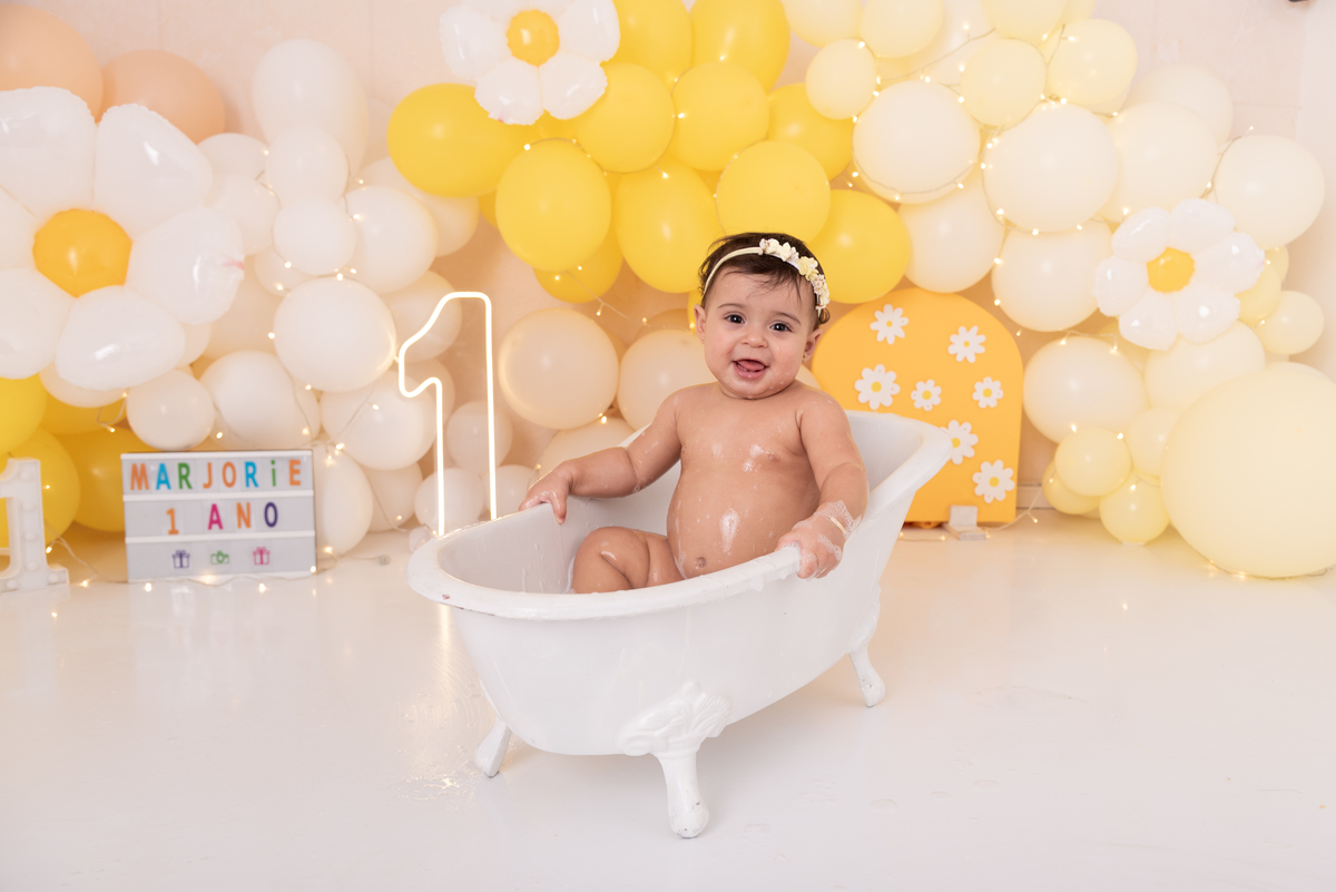 ensaio-smash-the-cake-bebe-margaridas-aniversario-comemorativo-estudio-thais-castro-brooklin-itaim-bibi-moema-abc-jardins-ibirapuera-morumbi-perdizes