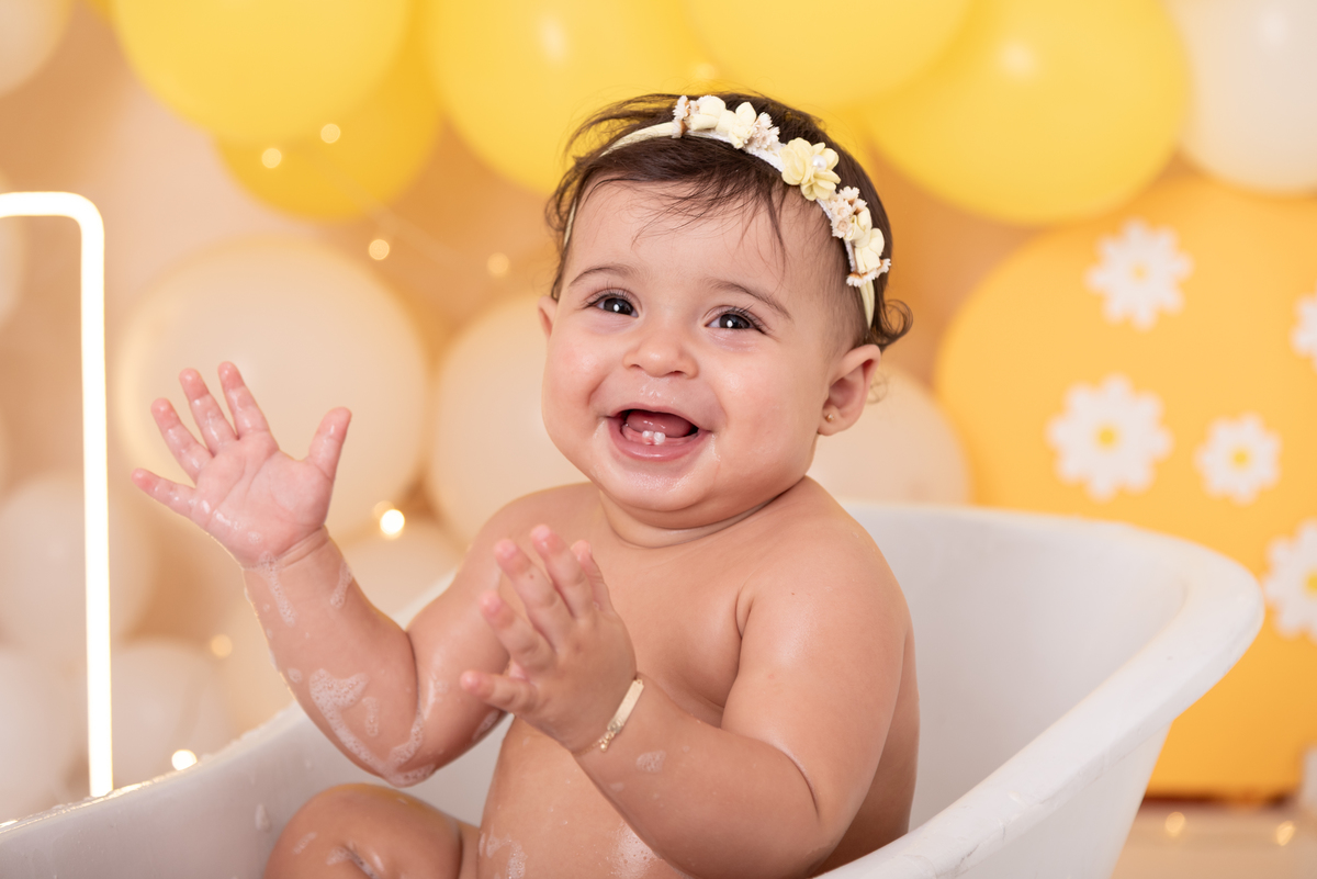 ensaio-smash-the-cake-bebe-margaridas-aniversario-comemorativo-estudio-thais-castro-brooklin-itaim-bibi-moema-abc-jardins-ibirapuera-morumbi-perdizes