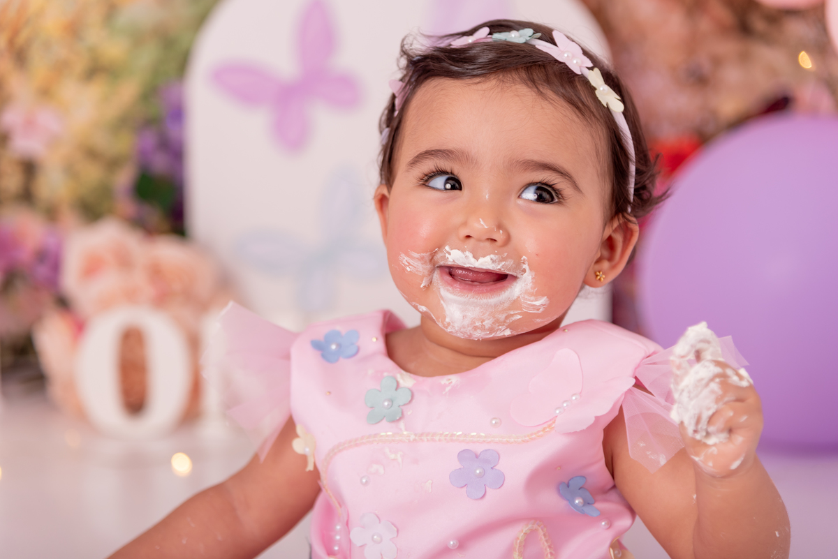 ensaio-smash-the-cake-jardim-menina-primeiro-ano-brooklin-itaim-jardins-morumbi-ibirapuera-campo-belo-santo-amaro-osasco-ipiranga-vila-mariana-bela-vista-fashion-classico-estudio-thais-castro