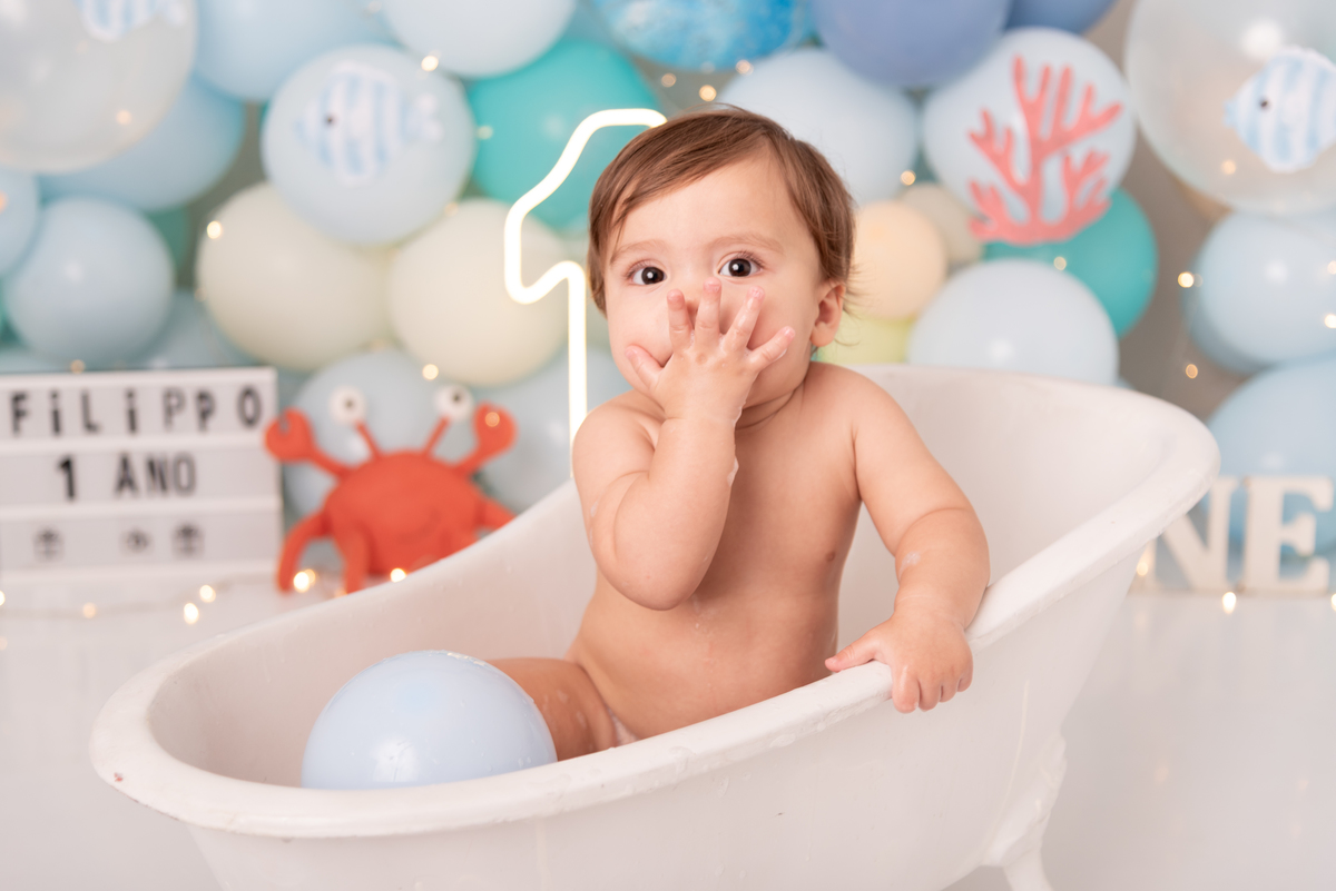 ensaio-smash-the-cake-fundo-do-mar-menino-primeiro-ano-brooklin-itaim-jardins-morumbi-ibirapuera-campo-belo-santo-amaro-osasco-ipiranga-vila-mariana-bela-vista-fashion-classico-estudio-thais-castro