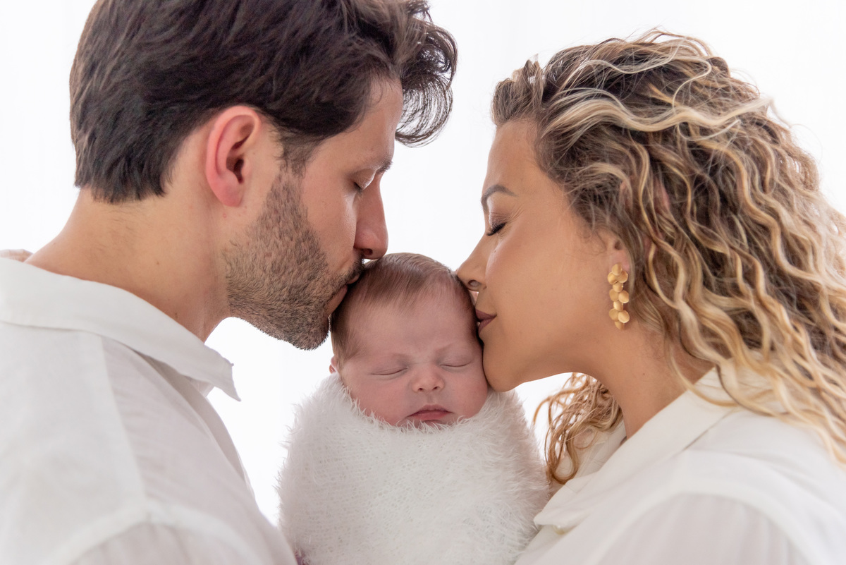 ensaio-newborn-recem-nascido-menino-neutro-familia-maternidade-estudio-thais-castro-brooklin-moema-itaim-campo-belo-ibirapuera-jardins-santo-amaro-cidade-monções-são-paulo