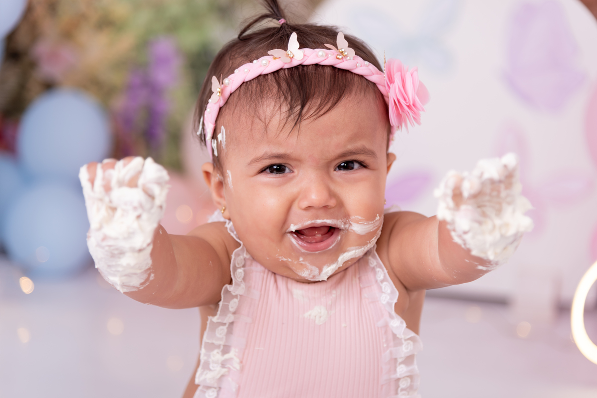 ensaio-smash-the-cake-menina-jardim-borboleta-estudio-thais-castro-brooklin-moema-ibirapuera-jardins-campo-belo-ipiranga-primeiro-ano