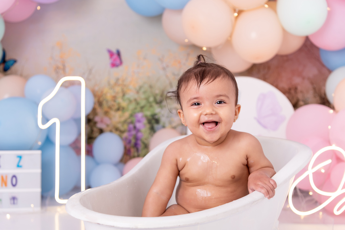 ensaio-smash-the-cake-menina-jardim-borboleta-estudio-thais-castro-brooklin-moema-ibirapuera-jardins-campo-belo-ipiranga-primeiro-ano