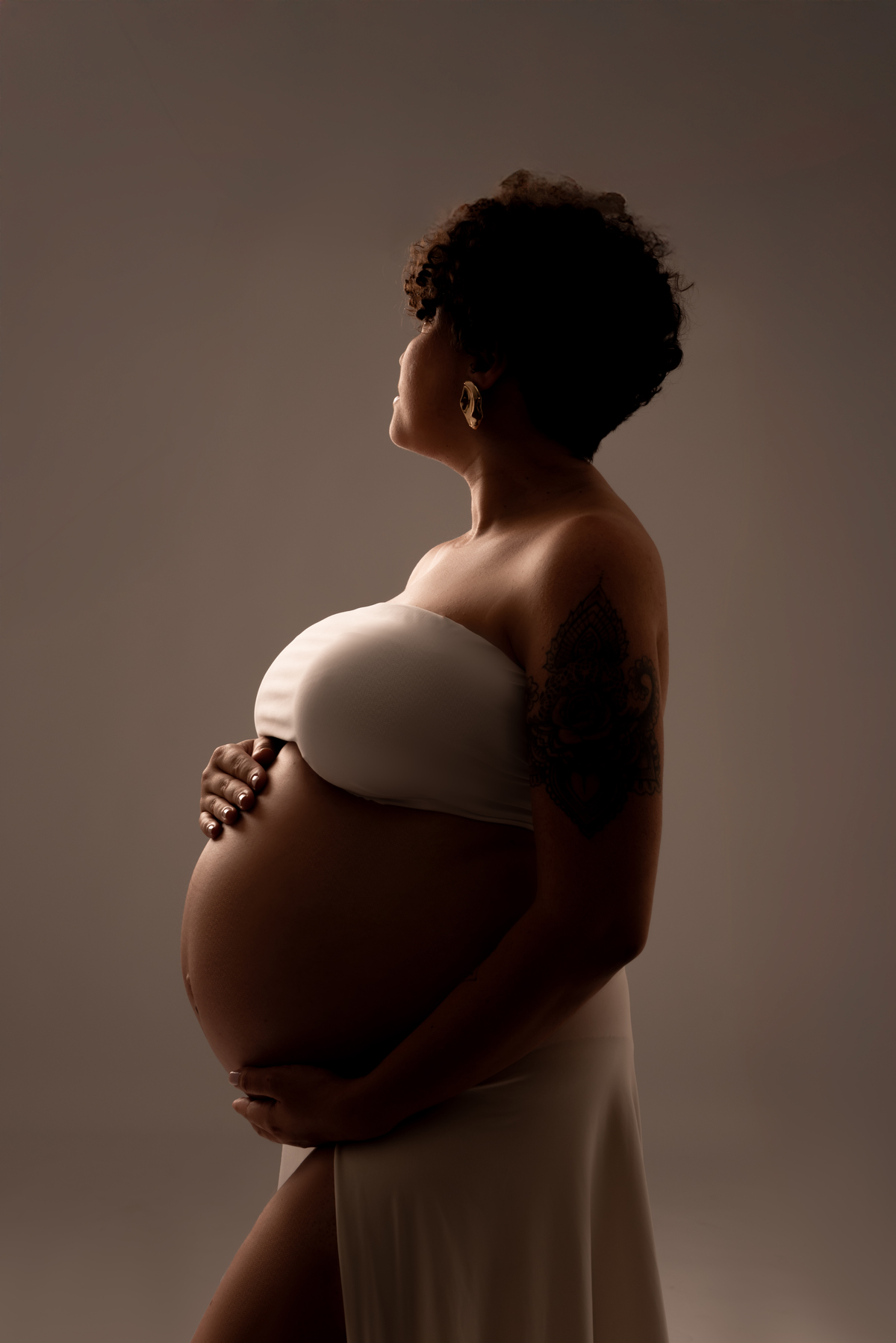 ensaio-gestante-clean-fashion-gravida-estudio-thais-castro-brooklin-moema-ibirapuera-jardins-campo-belo-ipiranga-primeiro-ano