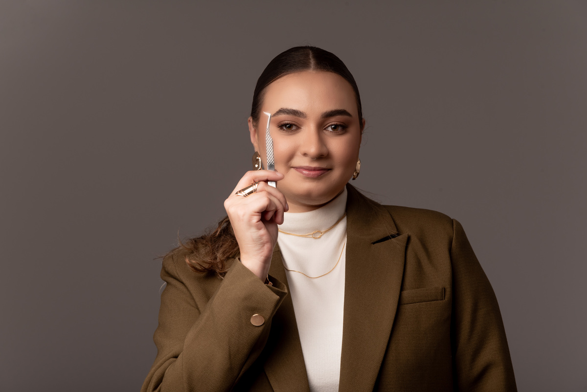 ensaio-corporativo-feminino-profissional-beleza-cilios-estudio-thais-castro-brooklin-moema-itaim-campo-belo-ibirapuera-morumbi-berrini-jardins