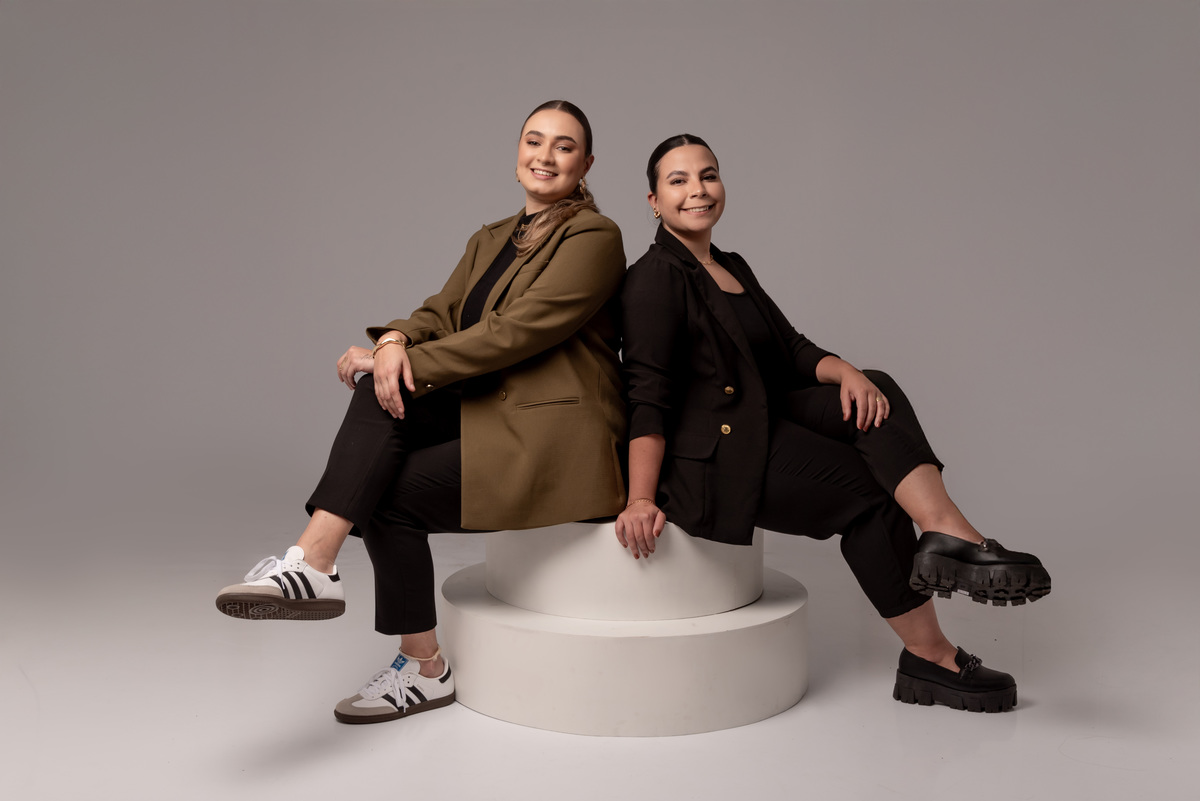 ensaio-corporativo-feminino-profissional-beleza-cilios-estudio-thais-castro-brooklin-moema-itaim-campo-belo-ibirapuera-morumbi-berrini-jardins