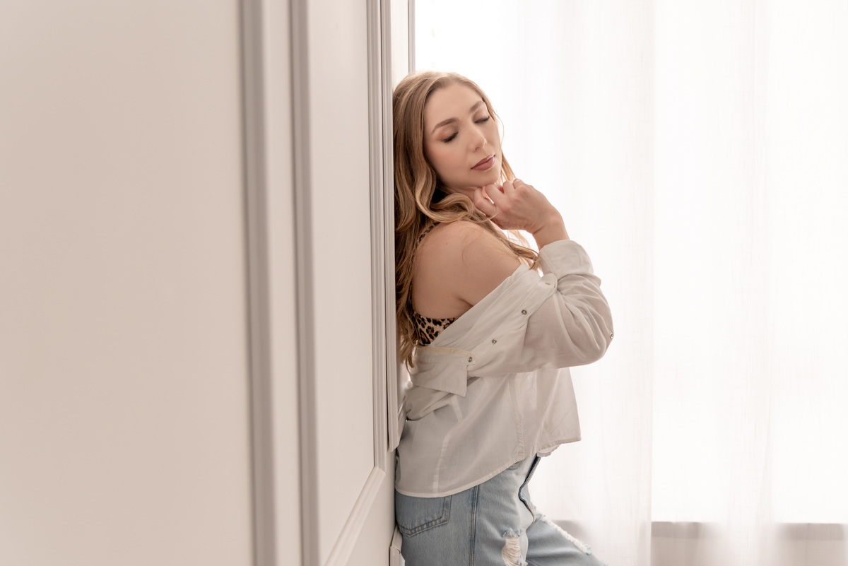 ensaio-feminino-aniversario-50-anos-clean-sensual-estudio-thais-castro-brooklin-moema-itaim-jardins-morumbi-campo-belo