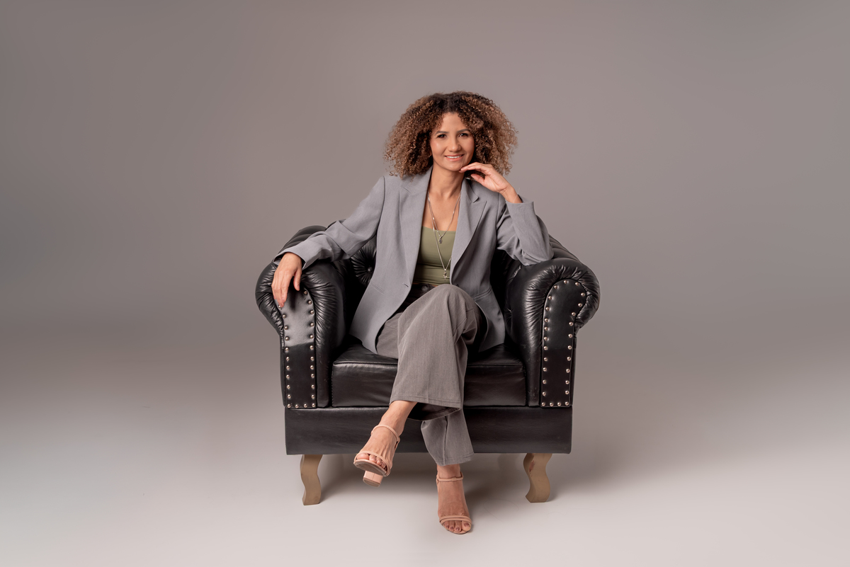 ensaio-corporativo-profissional-cabeleireira-hair-style-beleza-afro-estudio-thais-castro-brooklin-itaim-moema-santo-amaro-berrini-ibirapuera-morumbi-campo-belo-zona-sul