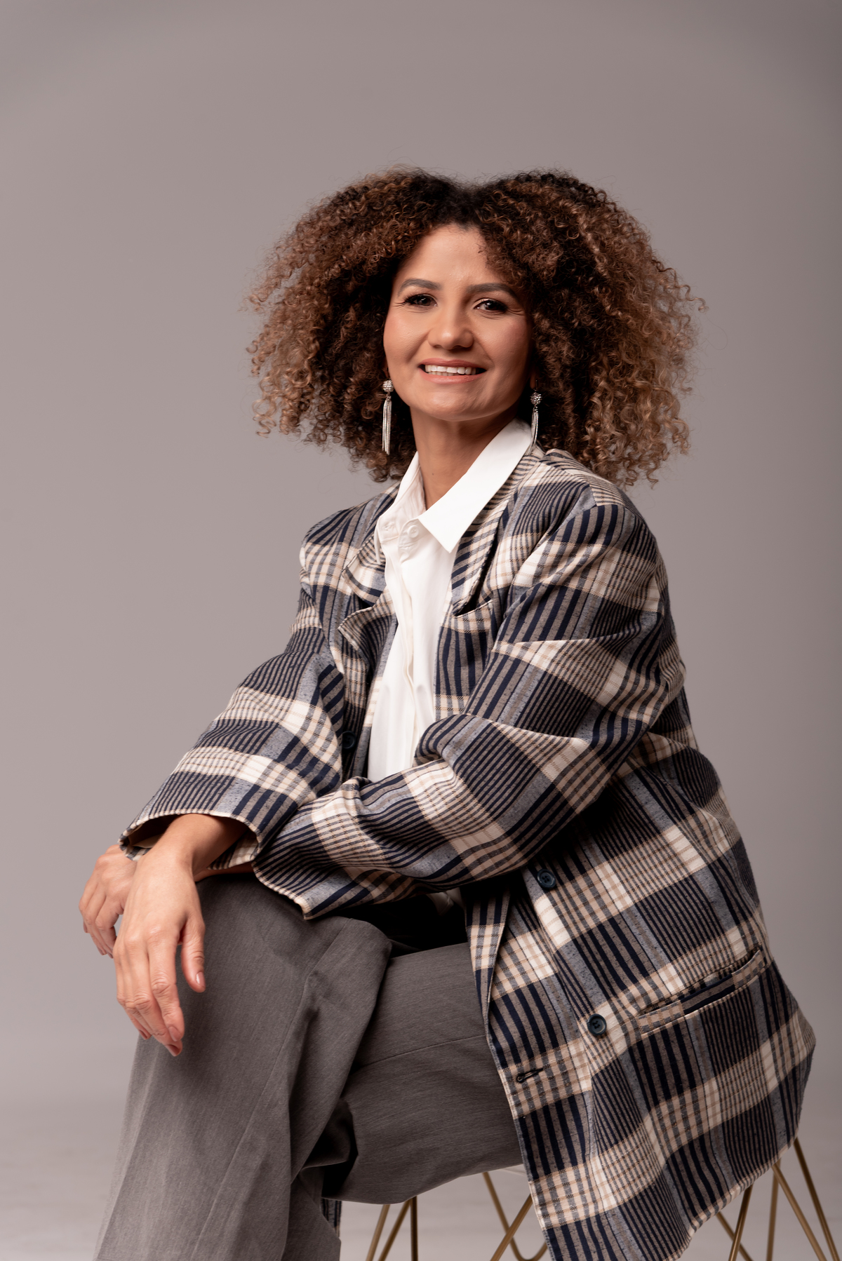 ensaio-corporativo-profissional-cabeleireira-hair-style-beleza-afro-estudio-thais-castro-brooklin-itaim-moema-santo-amaro-berrini-ibirapuera-morumbi-campo-belo-zona-sul