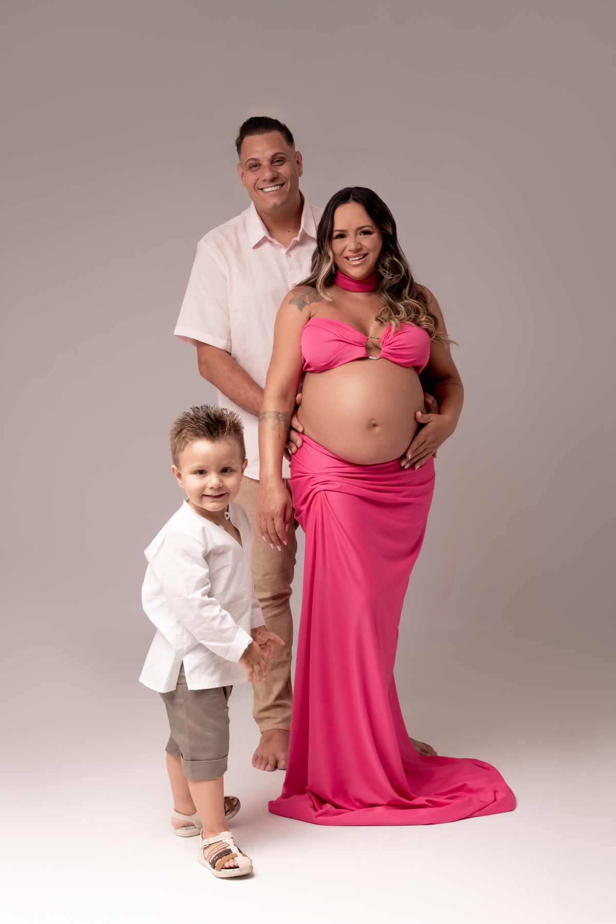 ensaio-gestante-gravida-fashion-neutro-clean-completo-estudio-thais-castro-brooklin-itaim-moema-santo-amaro-berrini-ibirapuera-morumbi-campo-belo-zona-sul