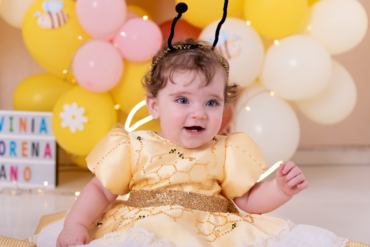 ensaio-1-ano-smash-the-cake-gemeas-abelinha-clean-estudio-thais-castro-brooklin-moema-itaim-ibirapuera-morumbi-berrini-campo-belo-zona-sul-ipiranga