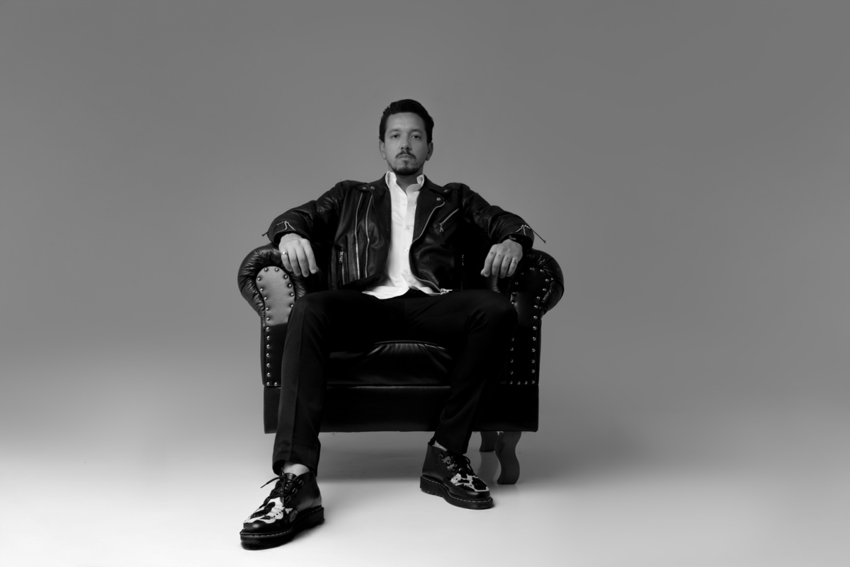 ensaio-masculino-corporativo-profissional-musico-social-media-estudio-thais-castro-berrini-moema-itaim-paulista-brooklin-cidade-monções-ibirapuera-morumbi-olimpia