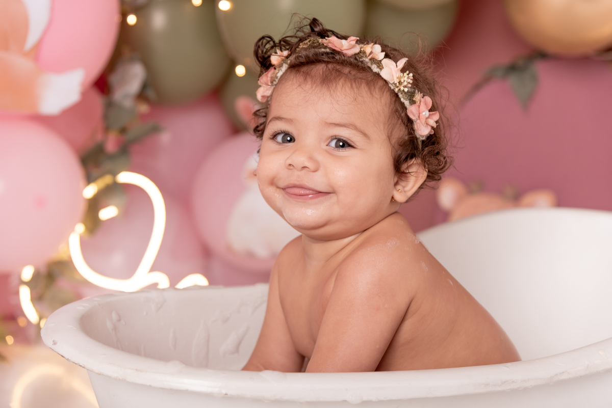 smash-the-cake-bosque-encantado-menina-primeiro-ano-aniversario-estudio-thais-castro-brooklin-campo-belo-itaim-ibirapuera-santo-amaro-morumbi-ipiranga-abc