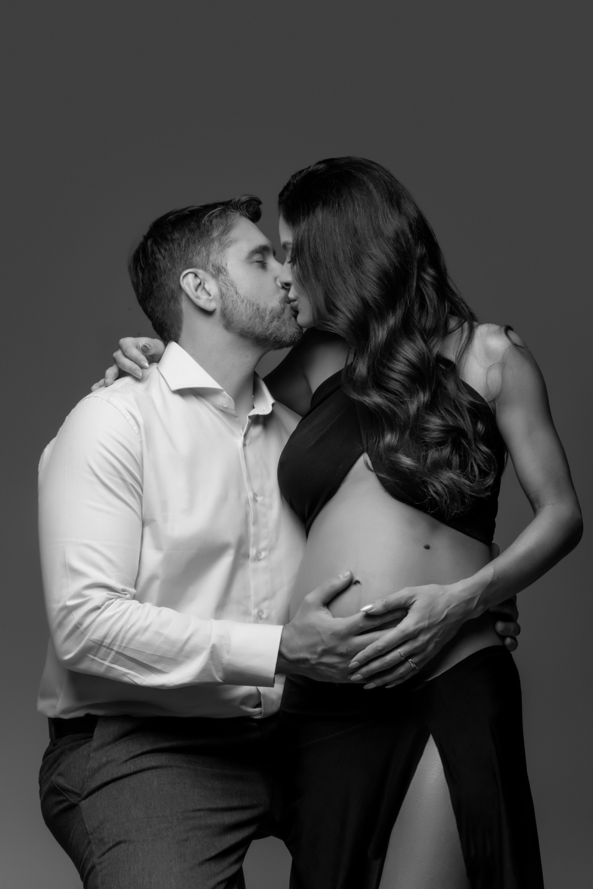 ensaio-gestante-fashion-classico-clean-brooklin-campo-belo-itaim-berrini-morumbi-ibirapuera-ipiranga-bela-vista