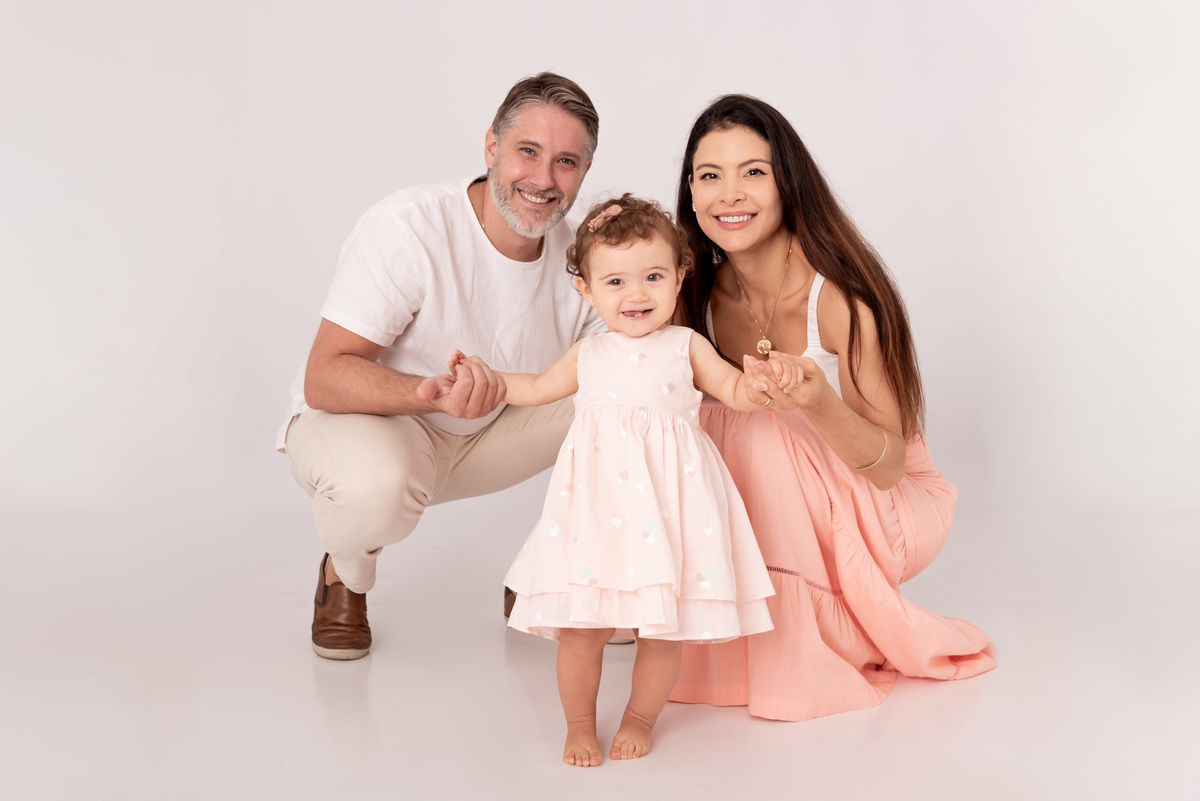 ensaio-familiua-bebe-menina-estudio-brooklin-moema-itaim-campo-belo-ibirapuera-morumbi-ipiranga-bela-vista