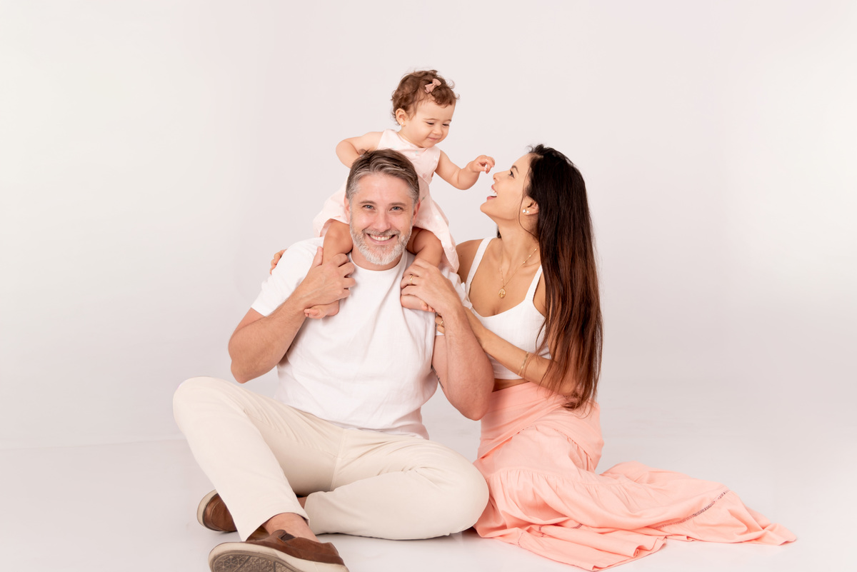 ensaio-familiua-bebe-menina-estudio-brooklin-moema-itaim-campo-belo-ibirapuera-morumbi-ipiranga-bela-vista