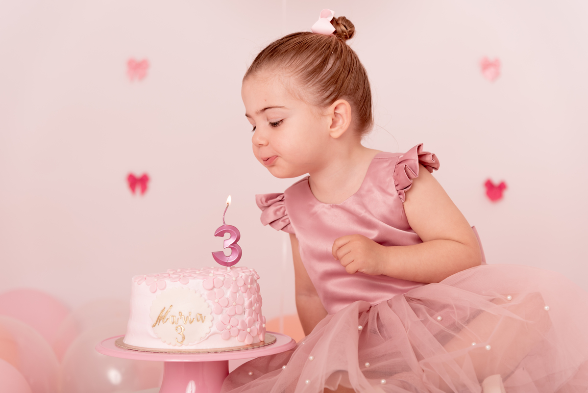 ensaio-aniversario-infantil-neutro-bebe-menina-estudio-brooklin-moema-itaim-campo-belo-ibirapuera-morumbi-ipiranga-bela-vista