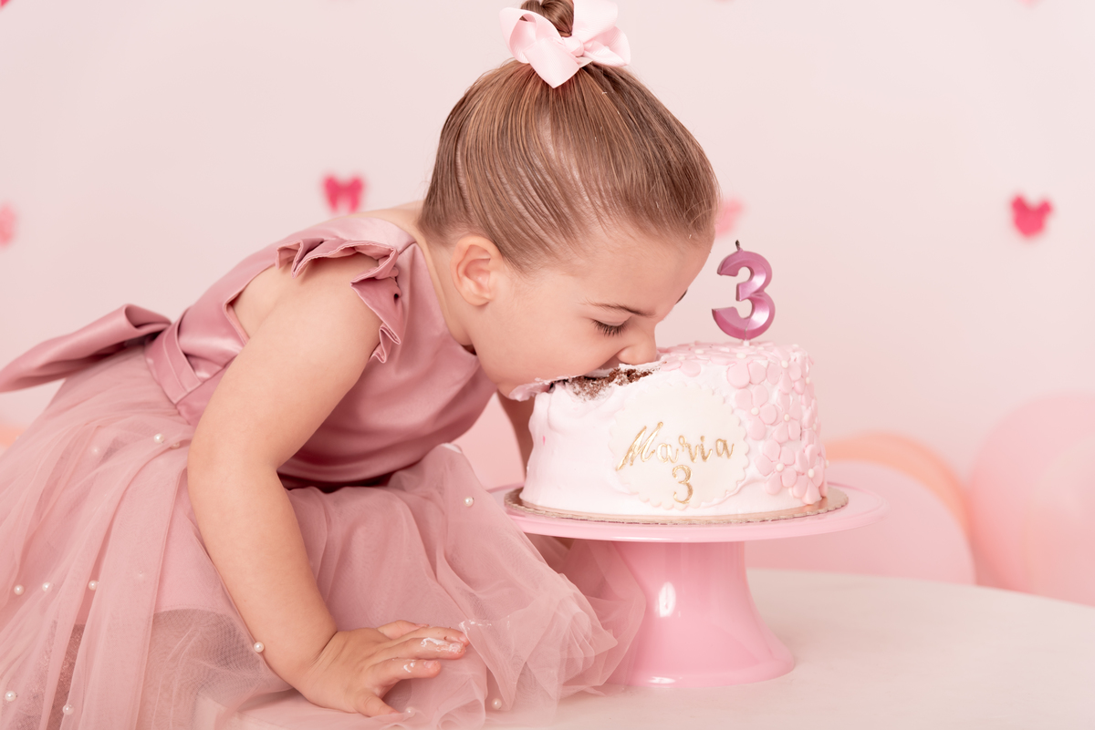 ensaio-aniversario-infantil-neutro-bebe-menina-estudio-brooklin-moema-itaim-campo-belo-ibirapuera-morumbi-ipiranga-bela-vista